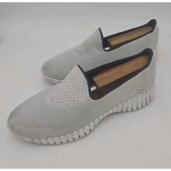 Skechers Go Walk Goga Mat Air Cooled Gray Low Top Slip On Shoe 16708 Womens 8.5 - Picture 1 of 10